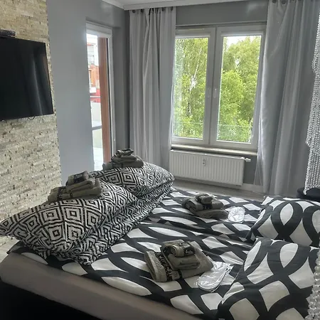 Seaside Polanki Apartments - Summer Outdoor Swimming Pool, Saunas, Two Playgrounds For Children, Gym, Individual Garage Included In The Price Klonowa 17E-3